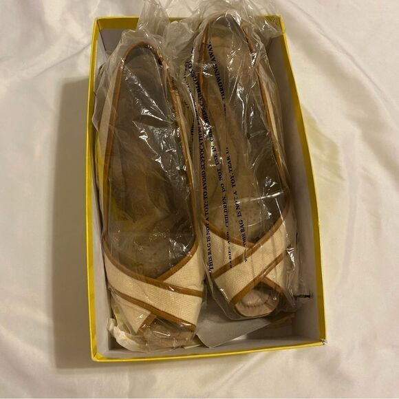 Circa Joan David Canvas Wedge Sandals Size 9 - Picture 3 of 16